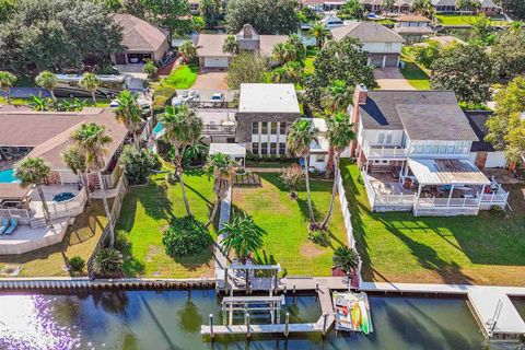 A home in Gulf Breeze