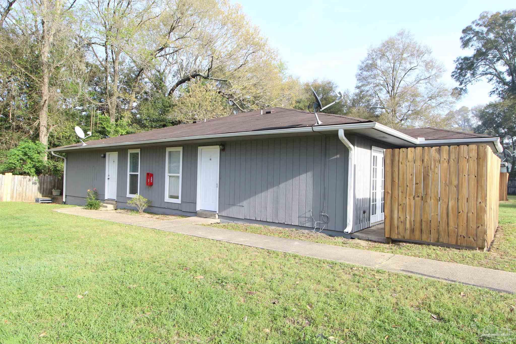 Photo 1 of 14 — 50 Fulton Ave D15, Pensacola, FL 32503