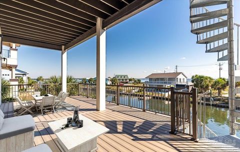 A home in Navarre Beach