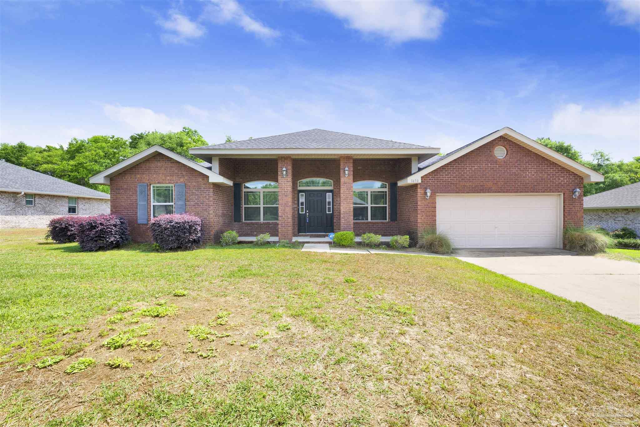 Photo 1 of 35 — 1650 Hollow Point Dr, Cantonment, FL 32533