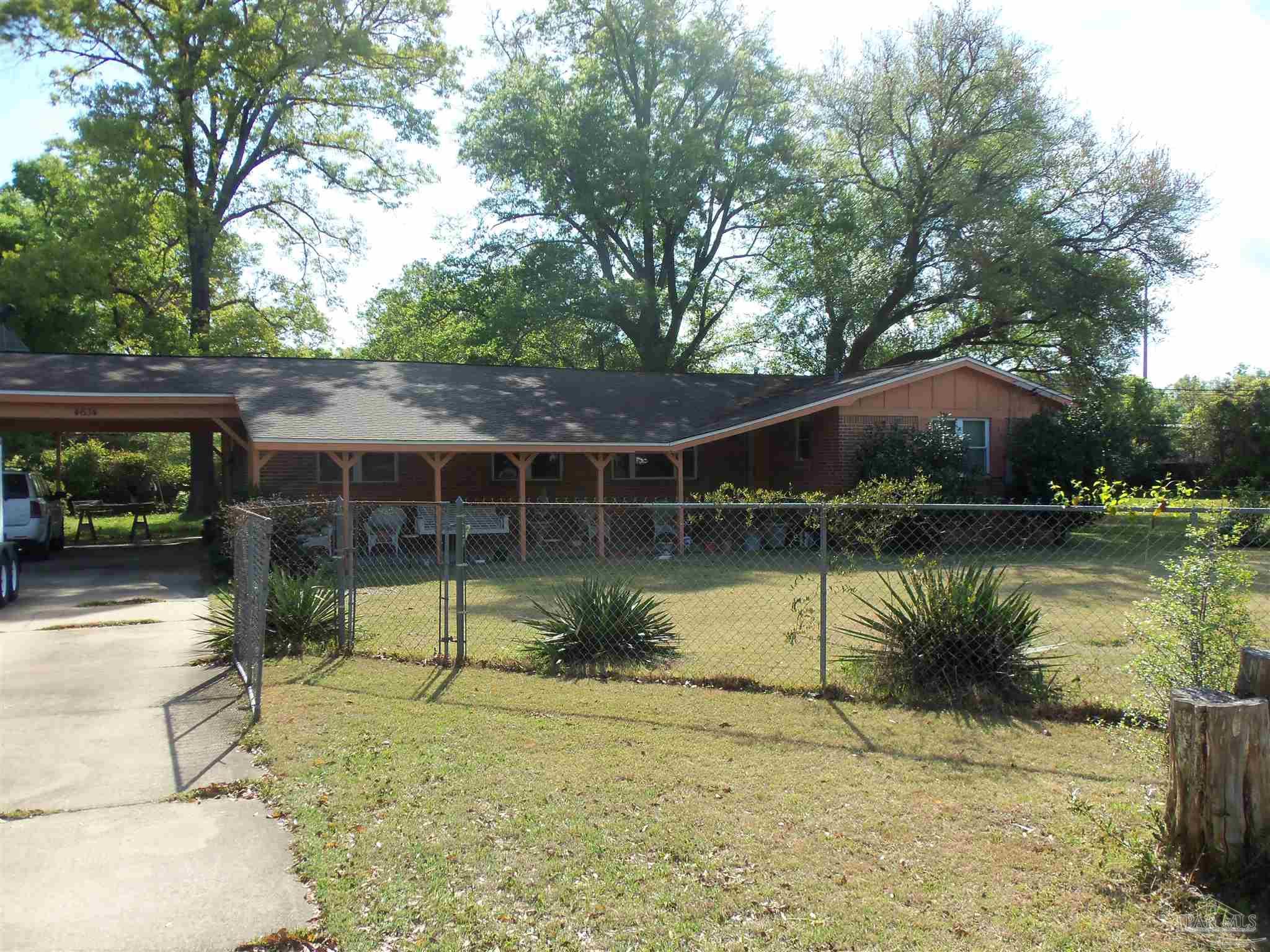 Photo 1 of 28 — 4634 Craig St, Milton, FL 32583