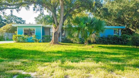 A home in Gulf Breeze