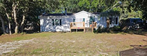 A home in Gulf Breeze