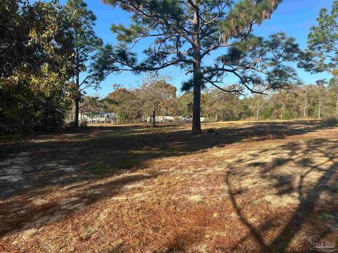 A home in Defuniak Springs