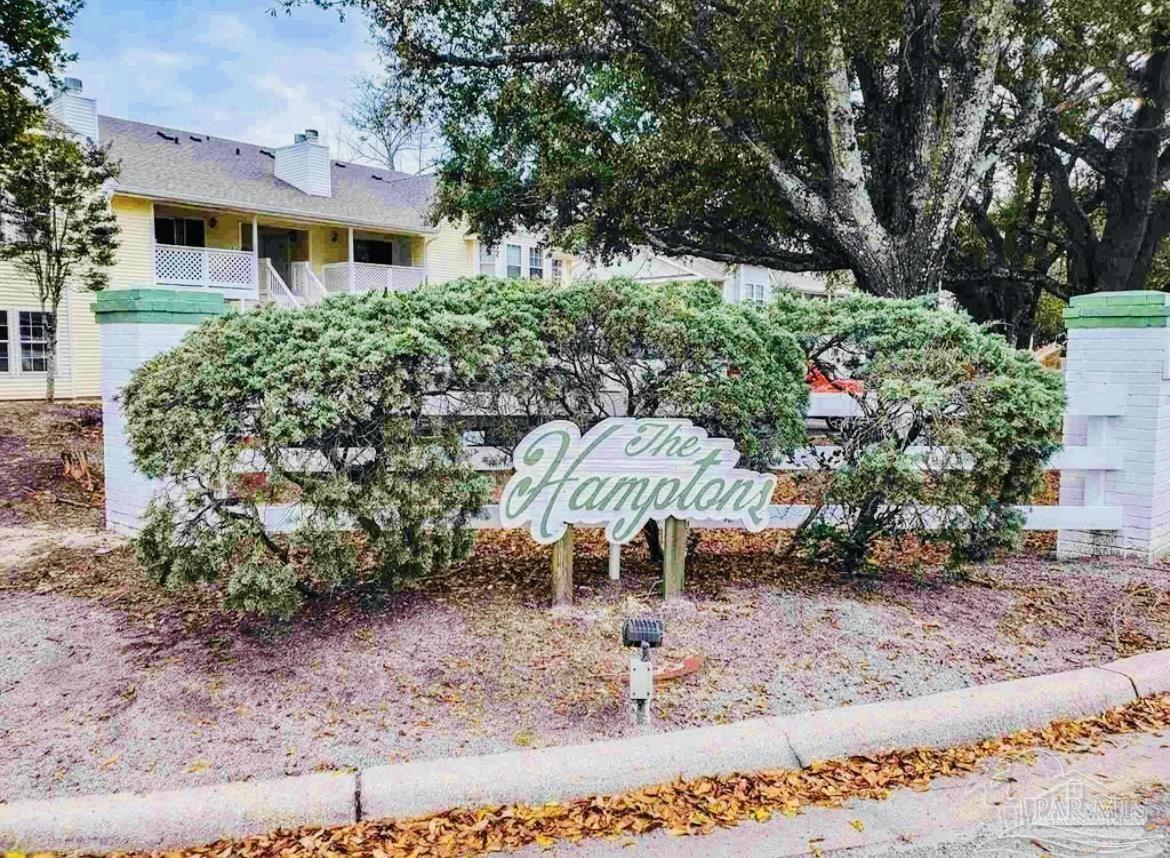 Photo 1 of 18 — 601 E Burgess E4, Pensacola, FL 32504