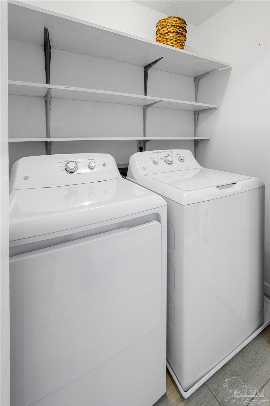 Navarre Beach, Florida 32566, United States, 3 Bedrooms Bedrooms, ,2 BathroomsBathrooms,Residential,Active,168965