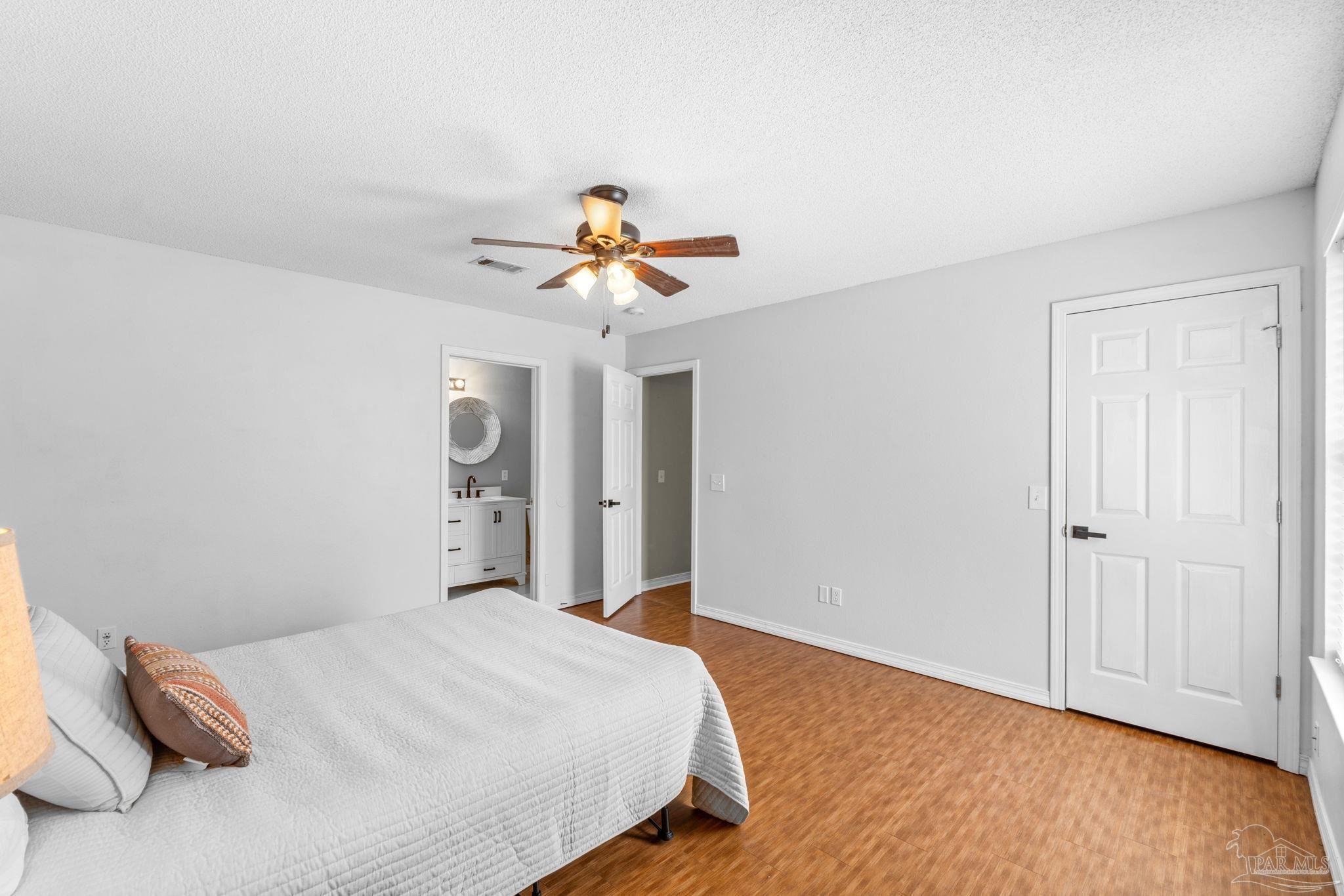 Pensacola, Florida 32507, United States, 3 Bedrooms Bedrooms, ,2 BathroomsBathrooms,Residential,Active,95042