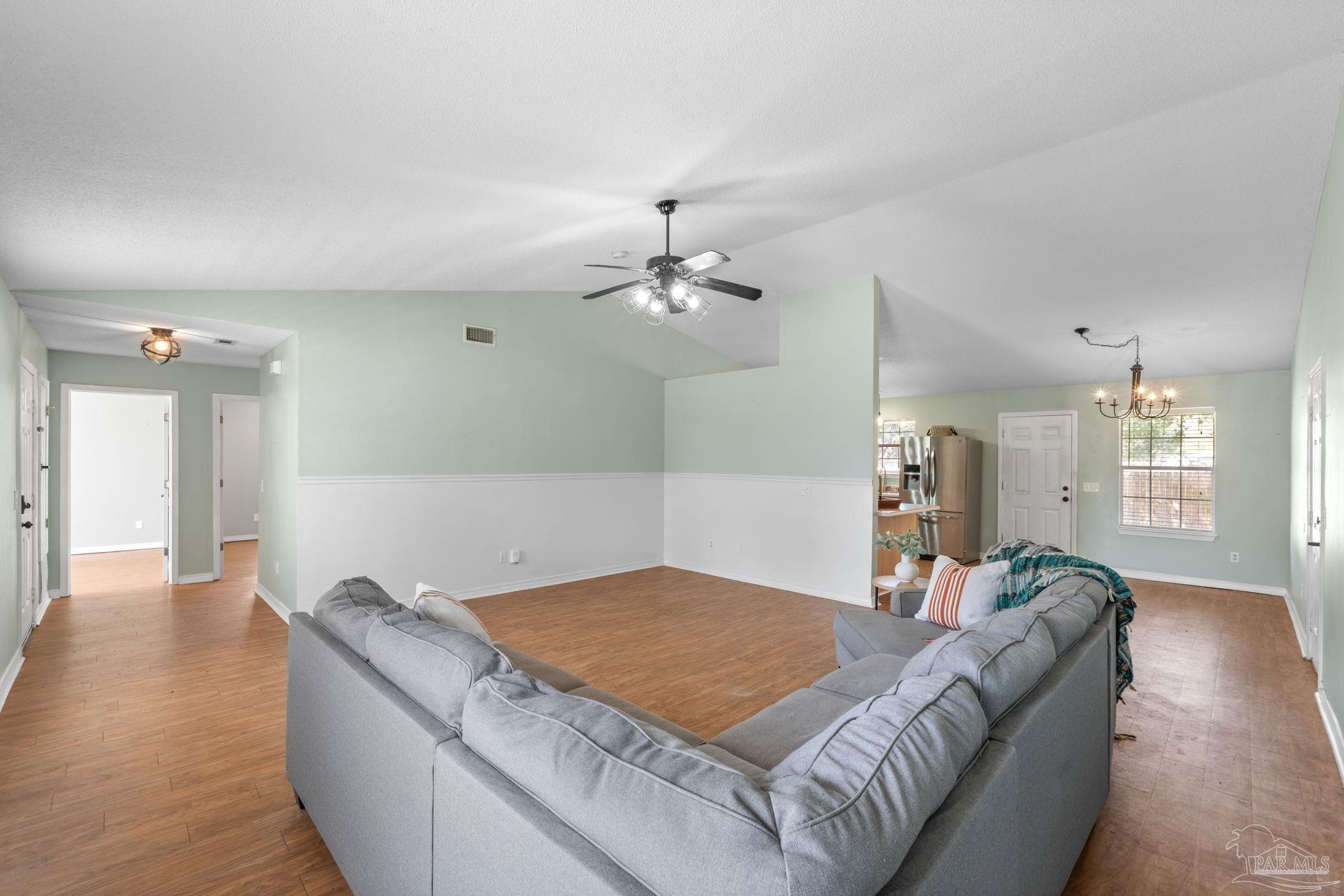 Pensacola, Florida 32507, United States, 3 Bedrooms Bedrooms, ,2 BathroomsBathrooms,Residential,Active,95042