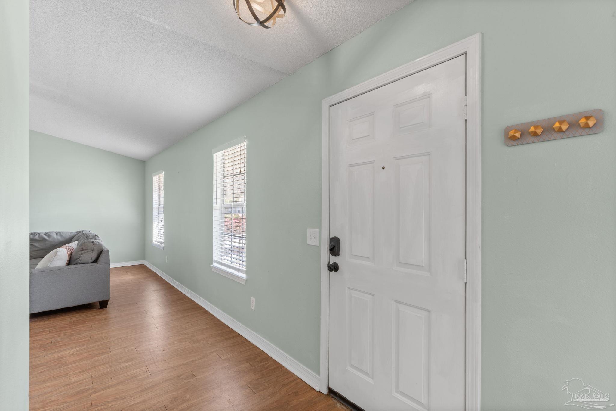 Pensacola, Florida 32507, United States, 3 Bedrooms Bedrooms, ,2 BathroomsBathrooms,Residential,Active,95042