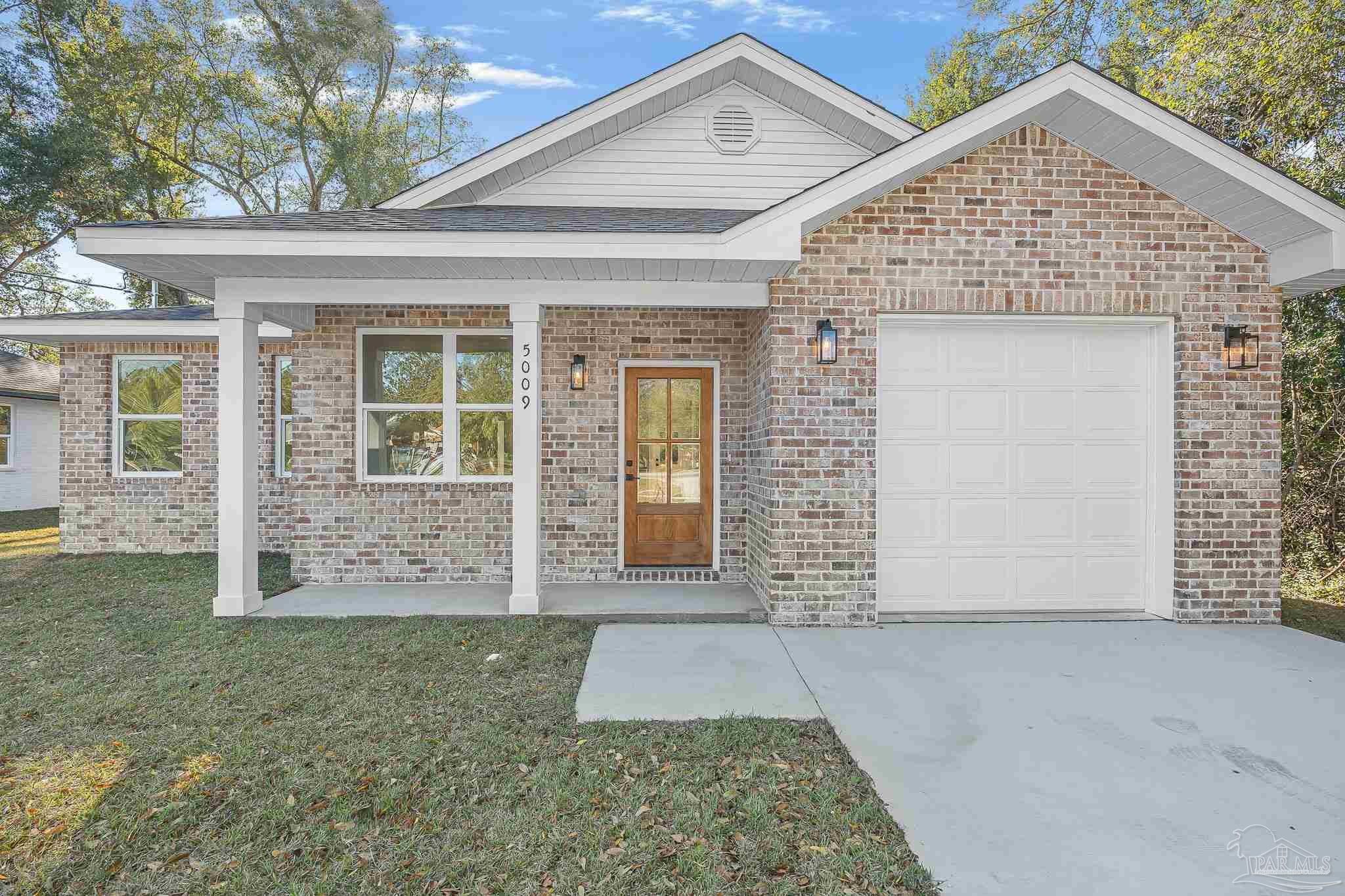 Photo 1 of 27 — 5009 Saufley Field Rd, Pensacola, FL 32526