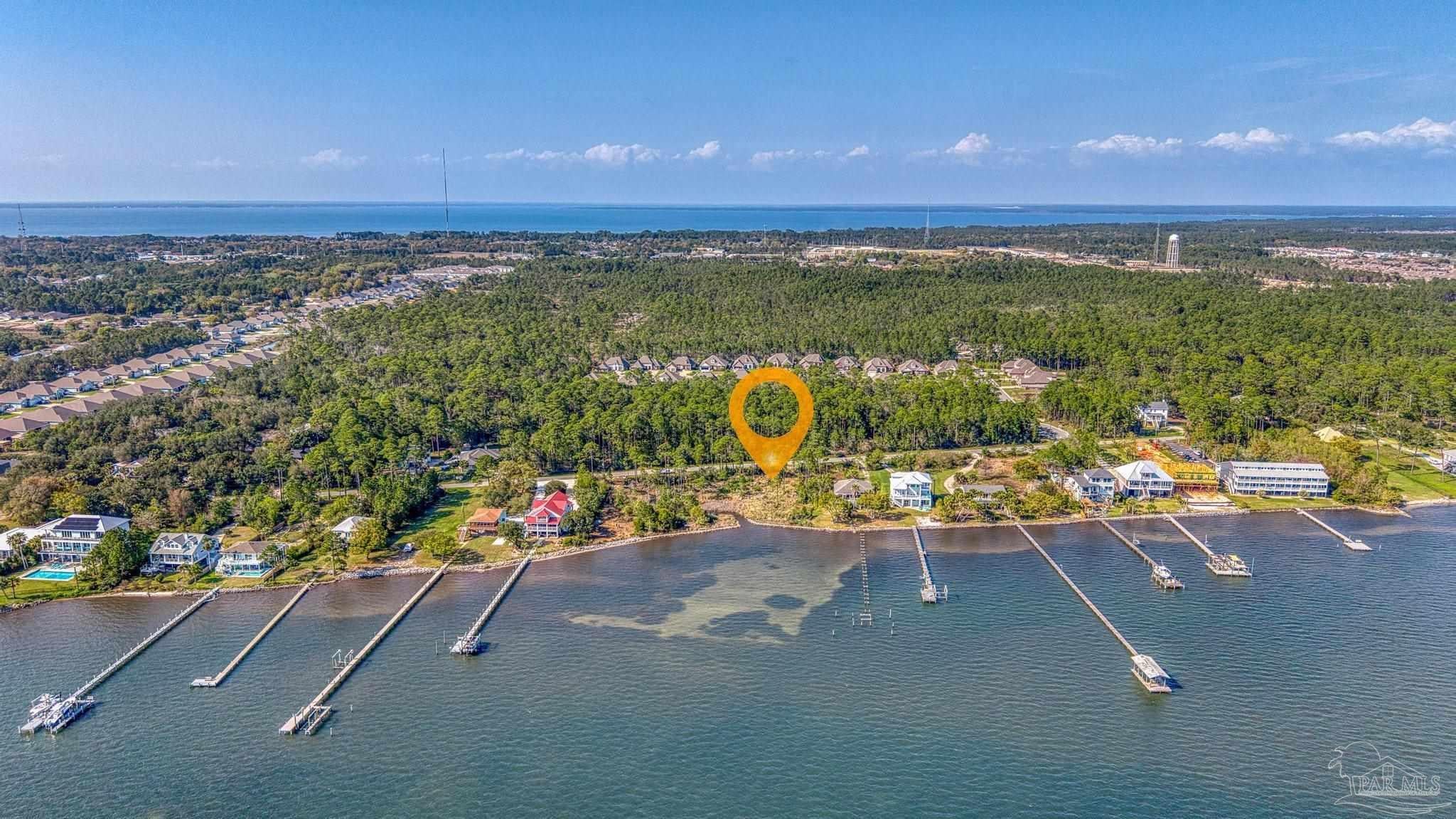 Photo 1 of 28 — 5503 Soundside Dr, Gulf Breeze, FL 32563