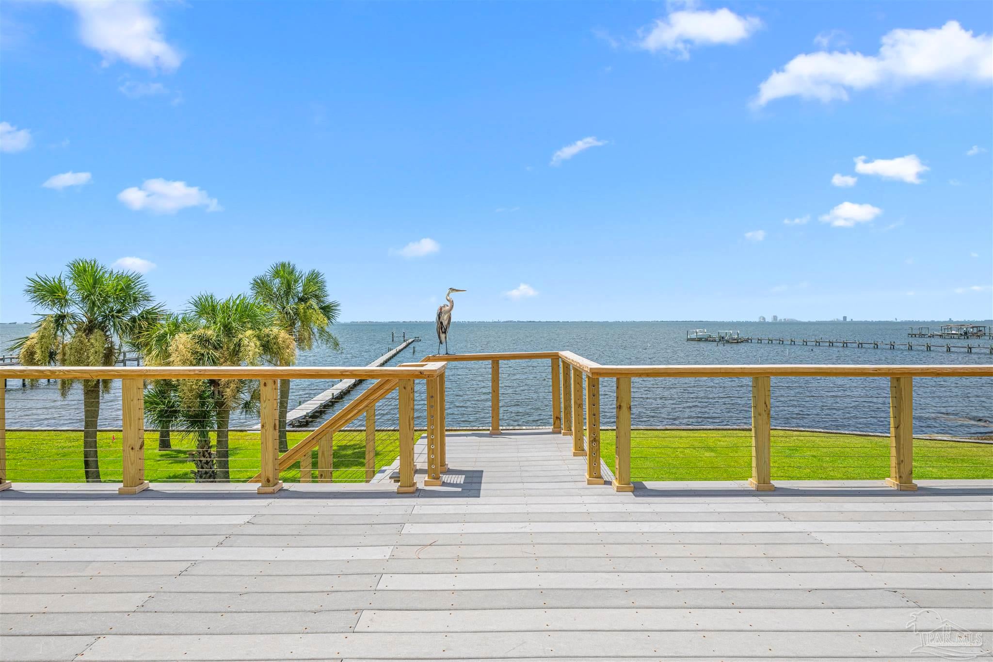 1002 Magnolia Ln