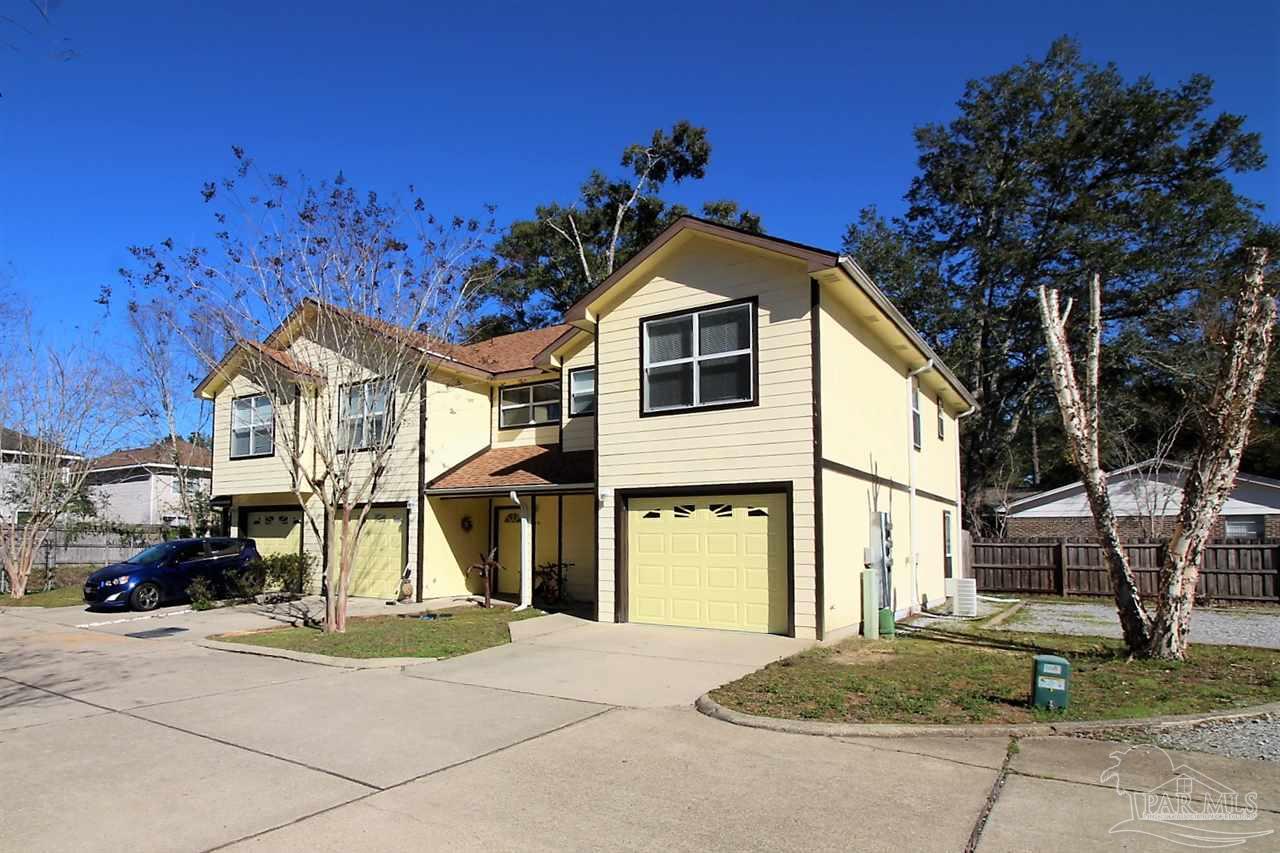 Photo 1 of 12 — 6250 Hamilton Bridge Rd A, Milton, FL 32570