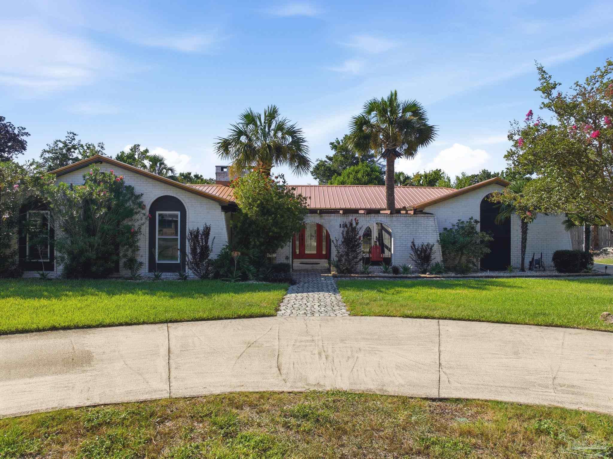 Photo 1 of 36 — 114 Fairpoint Dr, Gulf Breeze, FL 32561