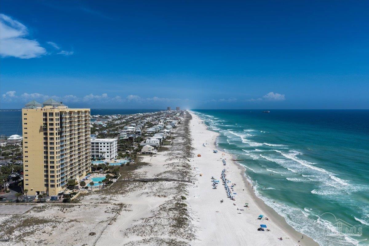 22 Via Deluna Dr 304