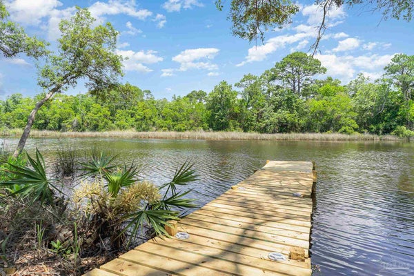2028 AMERICUS AVE APT 5, PENSACOLA, FL 32507 - Image 2393bfa44b8c8ba2d0987a8b8ffe75e6/3970297119