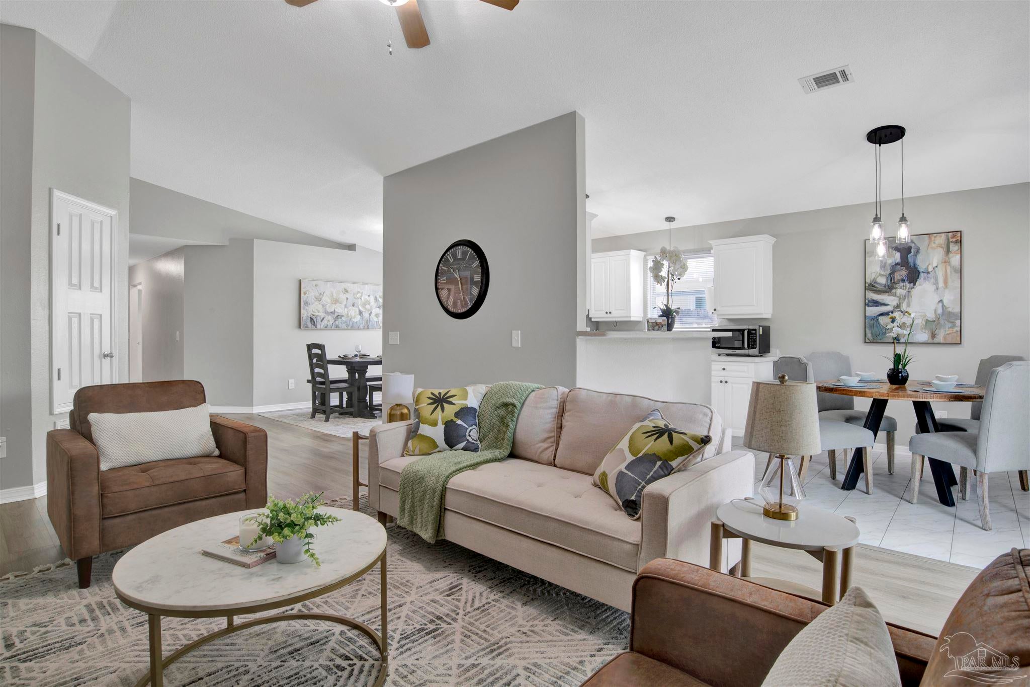329 Mizzen Ln