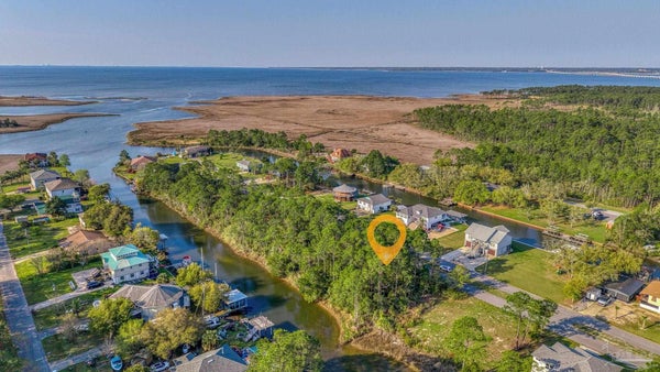 BAYSHORE PKWY, MILTON, FL 32583 - Image 2852dae65cbc5a95f8d67edc8e2de9a8/2020827776