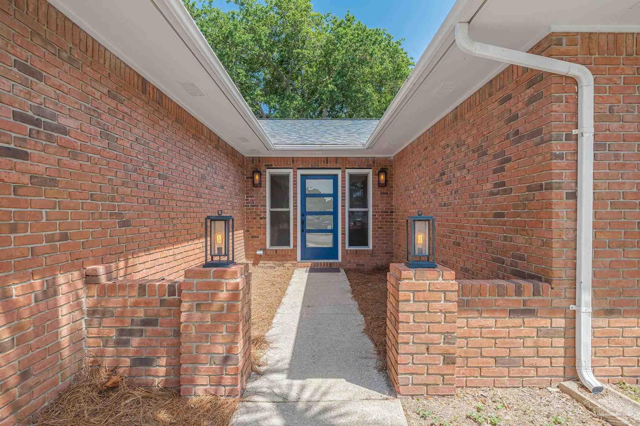 701 Southern Ct