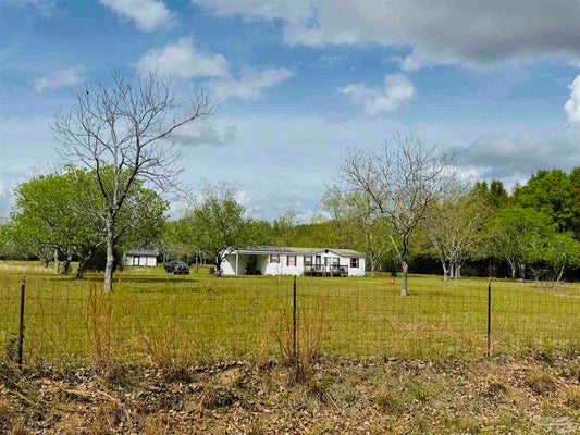5568 FOREST HILLS LN, MILTON, FL 32570 - Image 2c05b19ad8a87da2cd1fdecddb5dc9dd/3520060287