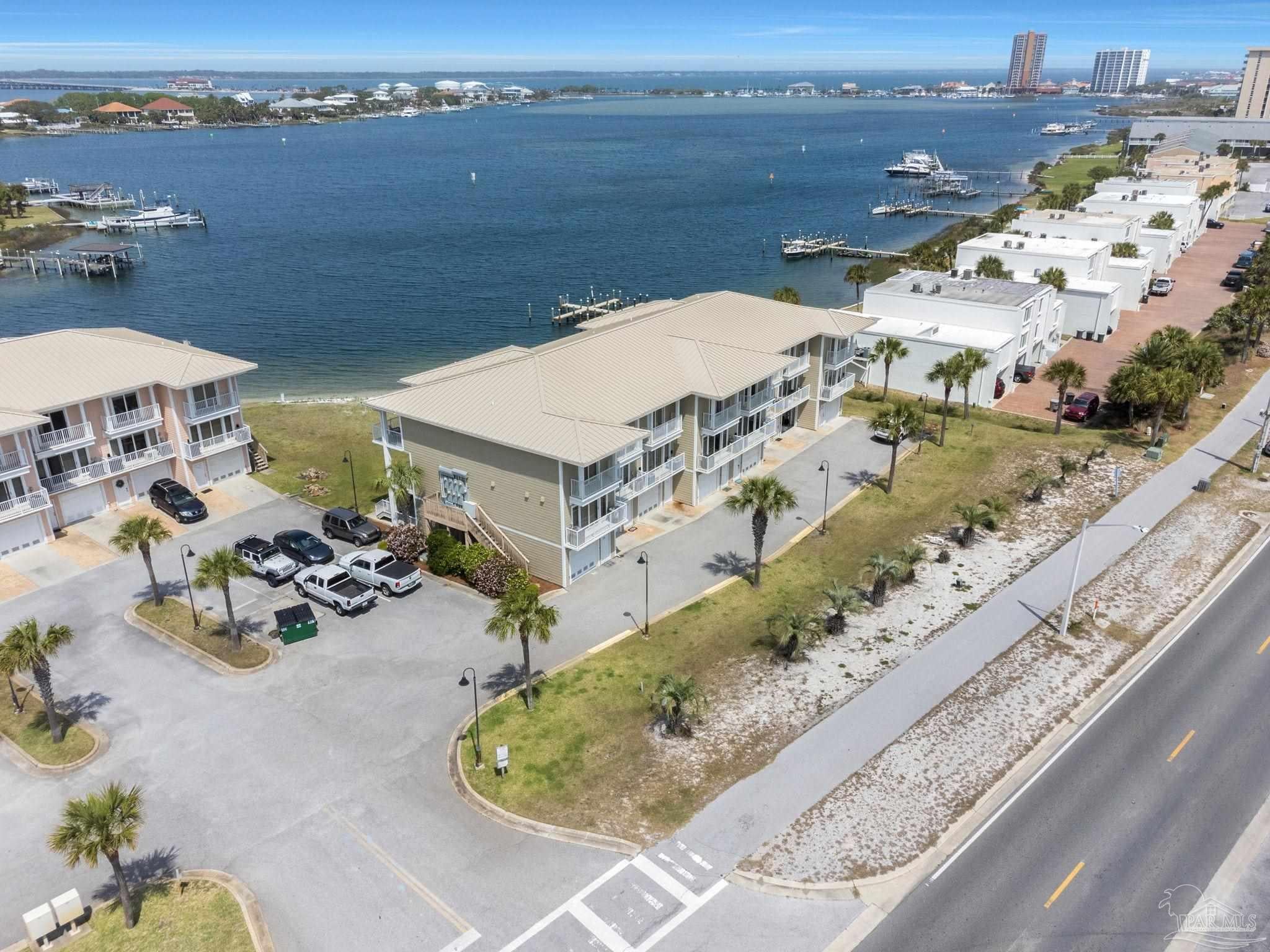 458 Ft Pickens Rd