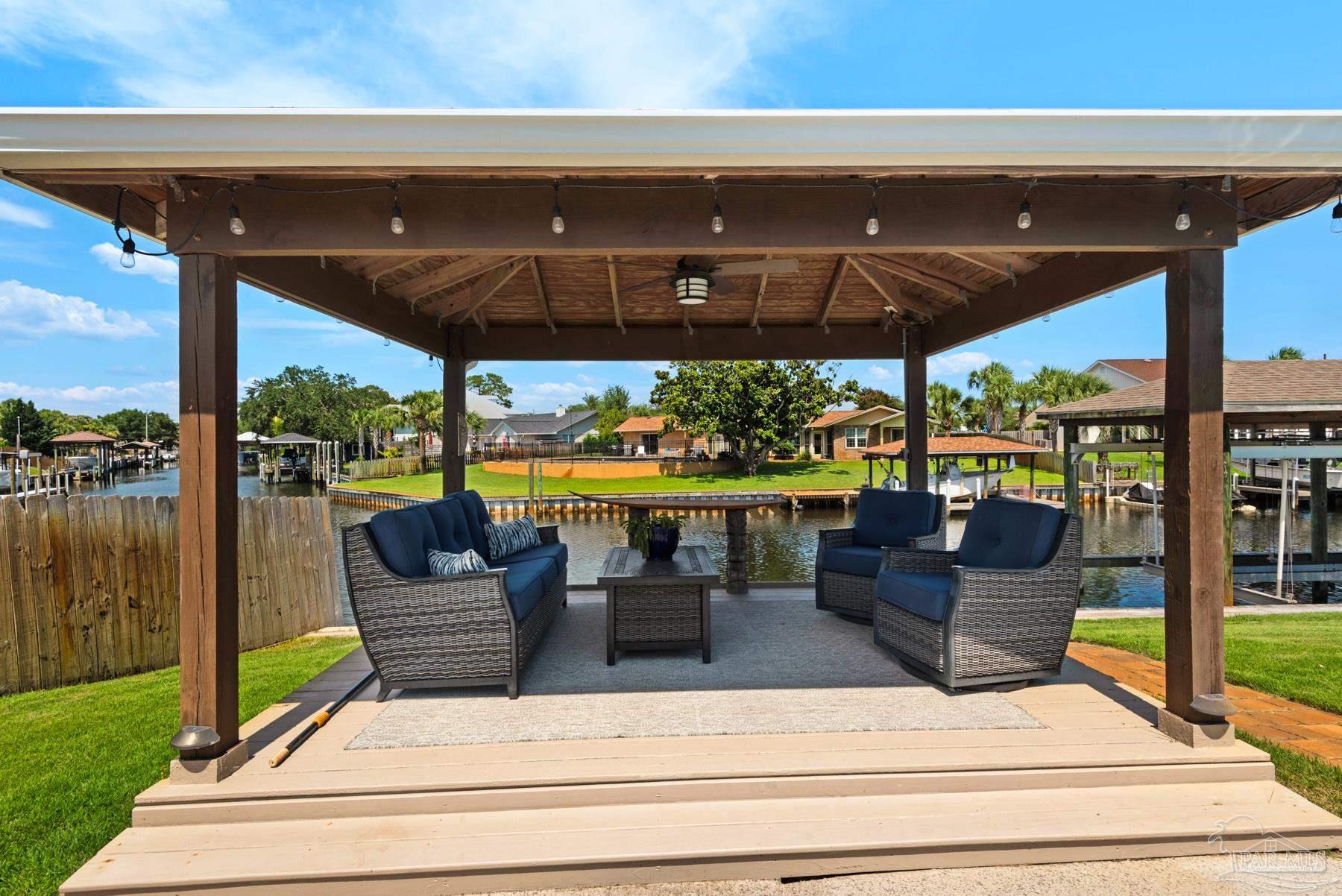 Gulf Breeze, Florida, 32563, United States, 4 Bedrooms Bedrooms, ,3 BathroomsBathrooms,Residential,Active,2041483