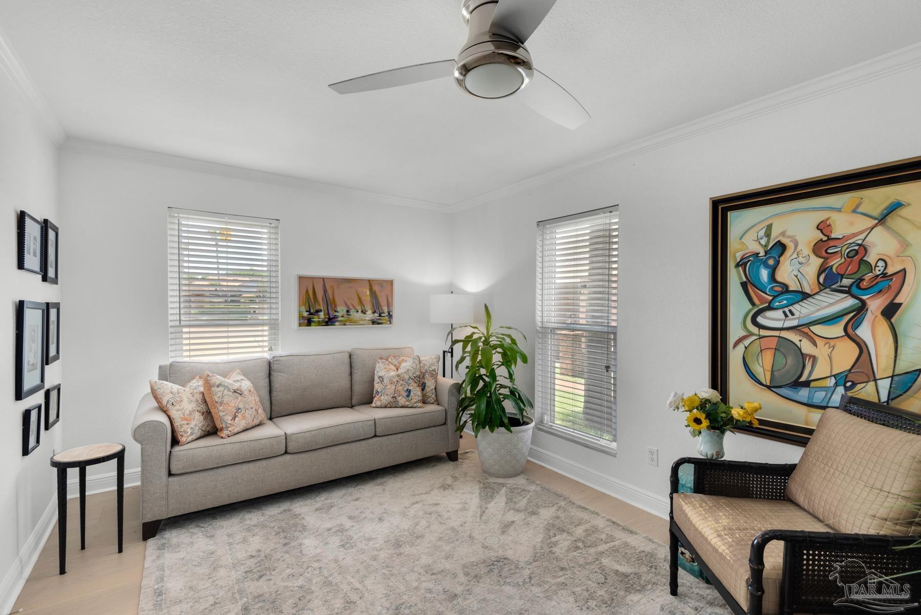 Gulf Breeze, Florida, 32563, United States, 4 Bedrooms Bedrooms, ,3 BathroomsBathrooms,Residential,Active,2041483