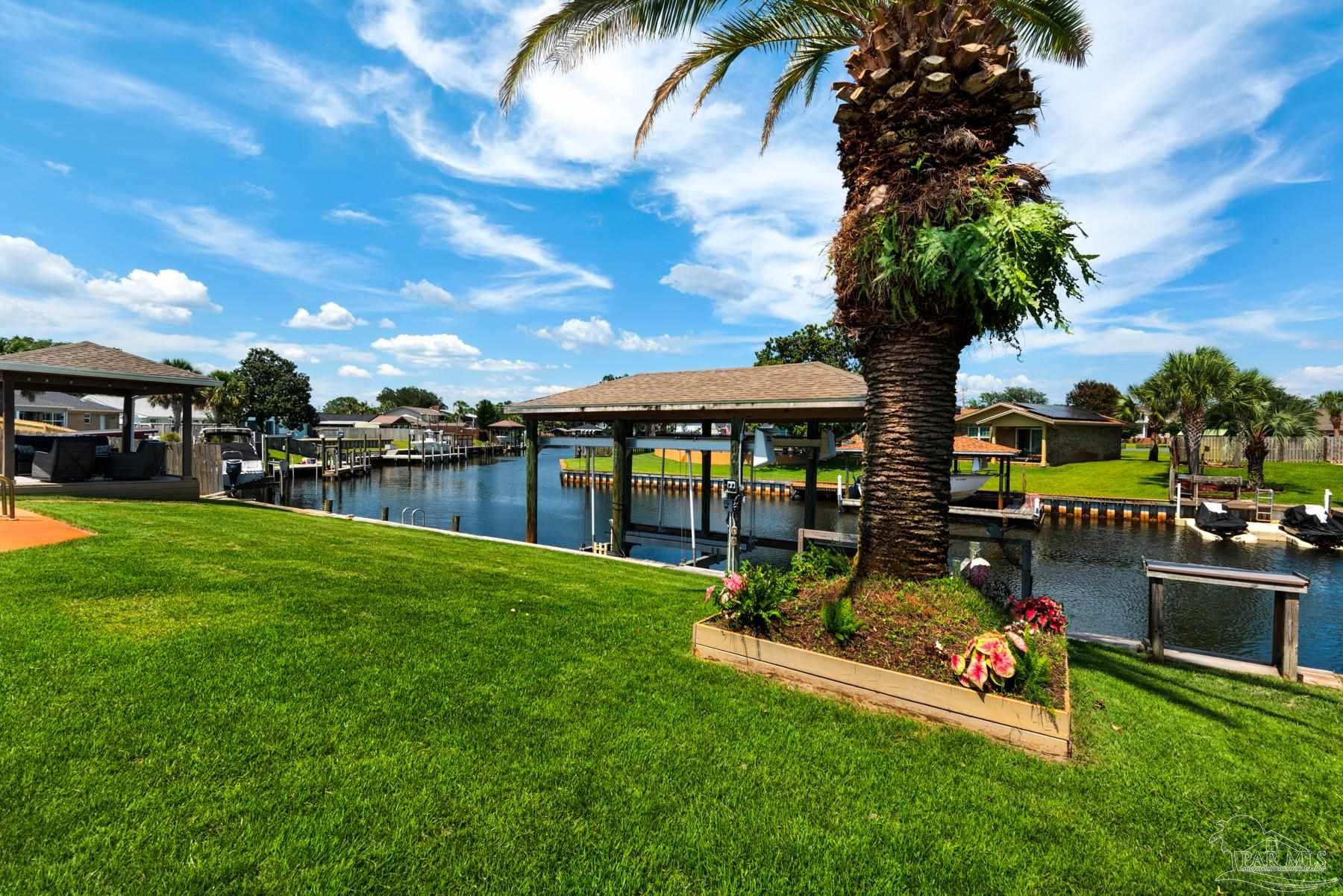 Gulf Breeze, Florida, 32563, United States, 4 Bedrooms Bedrooms, ,3 BathroomsBathrooms,Residential,Active,2041483
