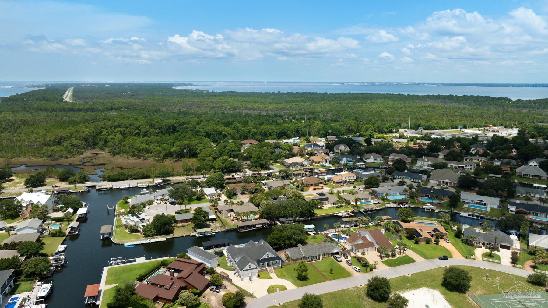 Gulf Breeze, Florida, 32563, United States, 4 Bedrooms Bedrooms, ,3 BathroomsBathrooms,Residential,Active,2041483