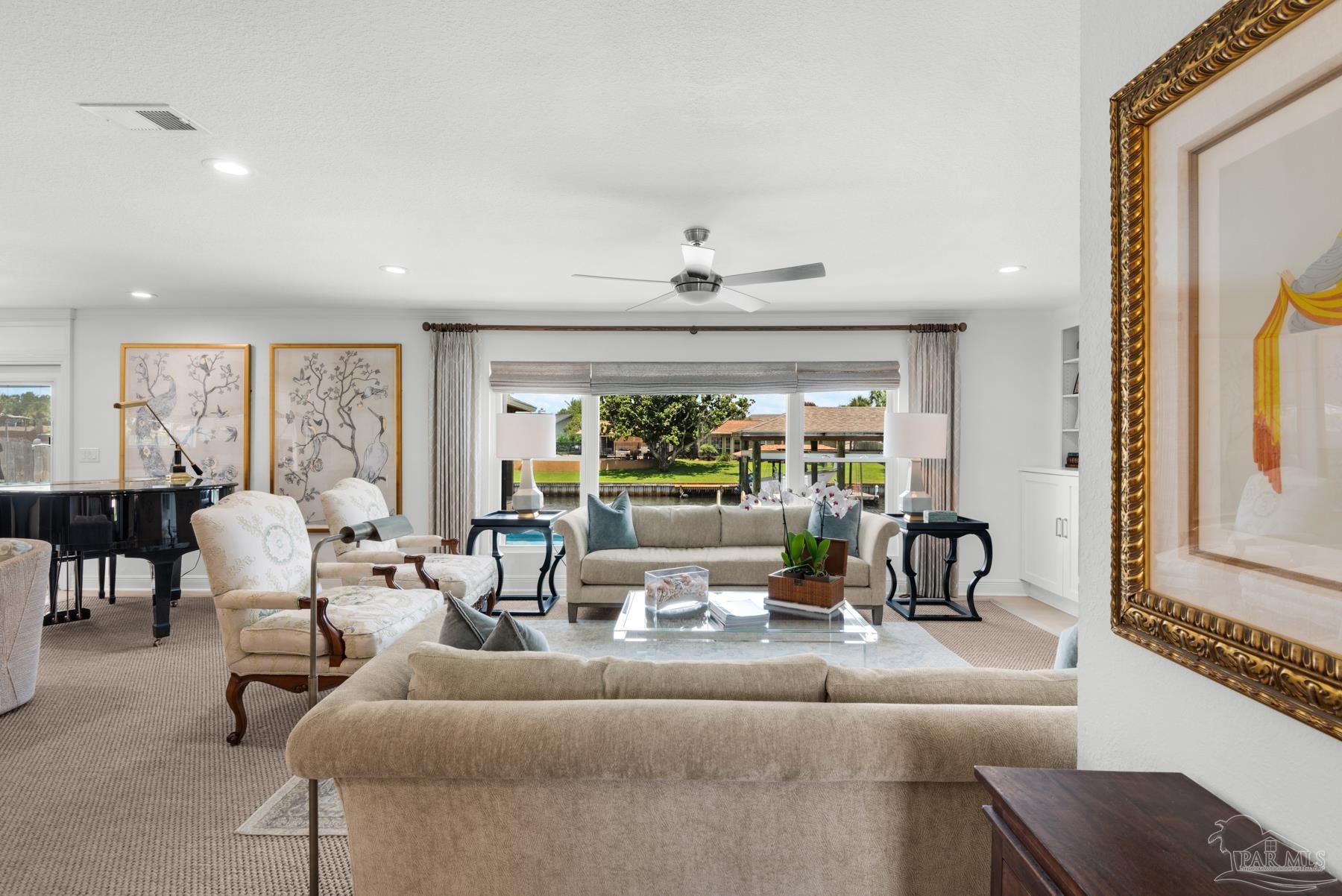 Gulf Breeze, Florida, 32563, United States, 4 Bedrooms Bedrooms, ,3 BathroomsBathrooms,Residential,Active,2041483