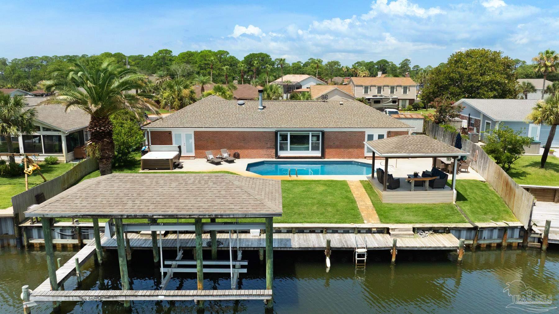 Gulf Breeze, Florida, 32563, United States, 4 Bedrooms Bedrooms, ,3 BathroomsBathrooms,Residential,Active,2041483