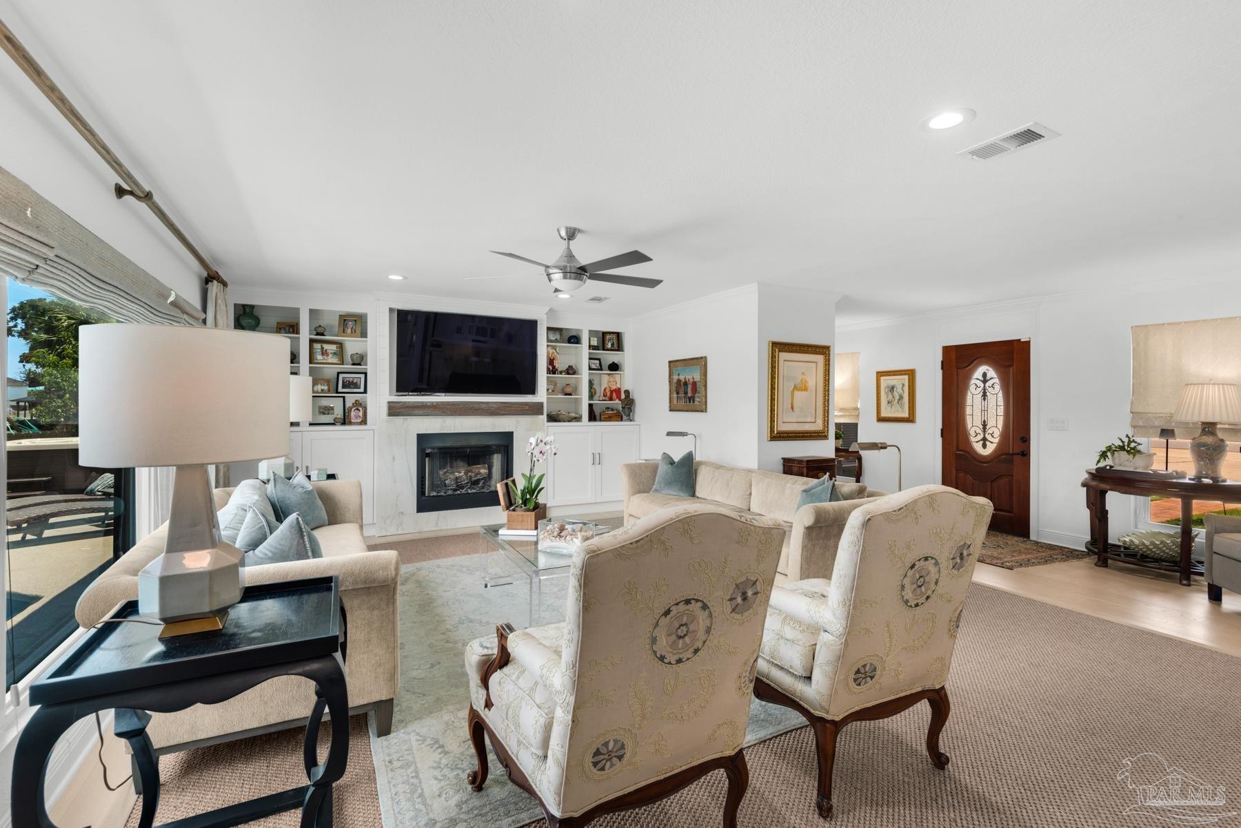 Gulf Breeze, Florida, 32563, United States, 4 Bedrooms Bedrooms, ,3 BathroomsBathrooms,Residential,Active,2041483