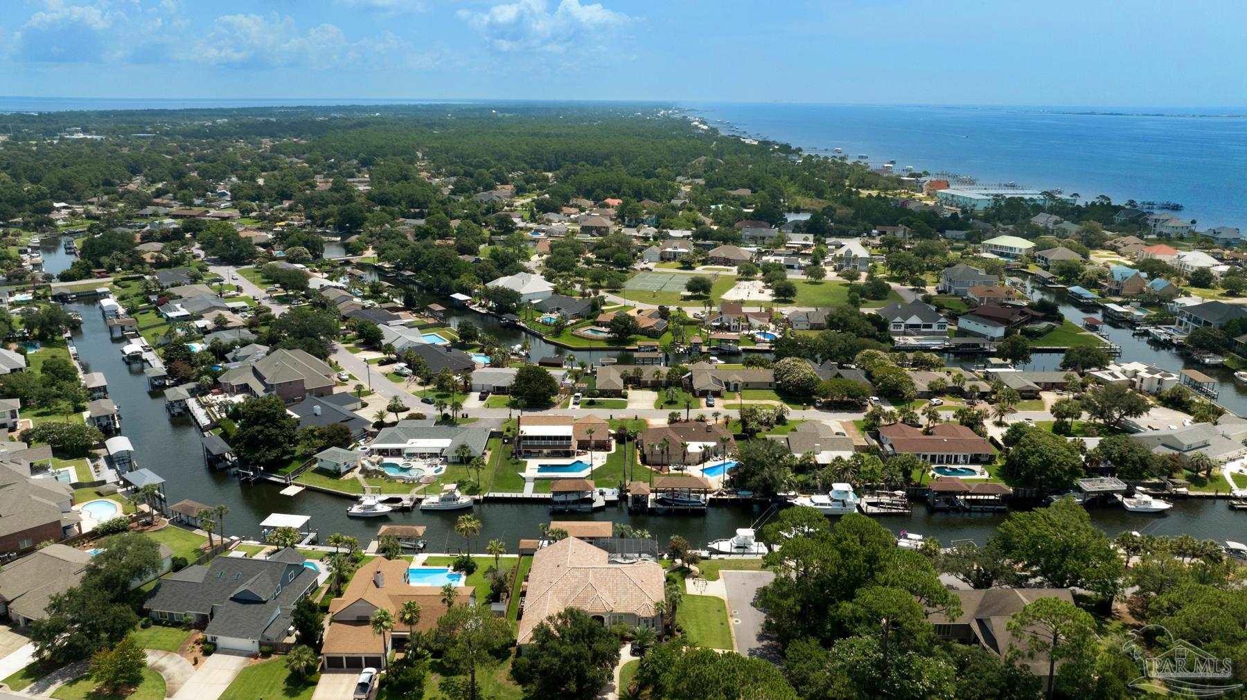 Gulf Breeze, Florida, 32563, United States, 4 Bedrooms Bedrooms, ,3 BathroomsBathrooms,Residential,Active,2041483