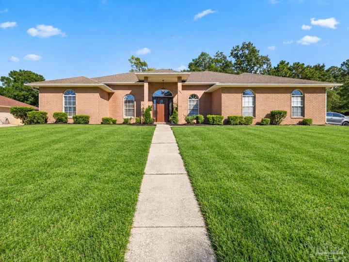 Photo 1 of 36 — 3000 Ashbury Ln, Cantonment, FL 32533
