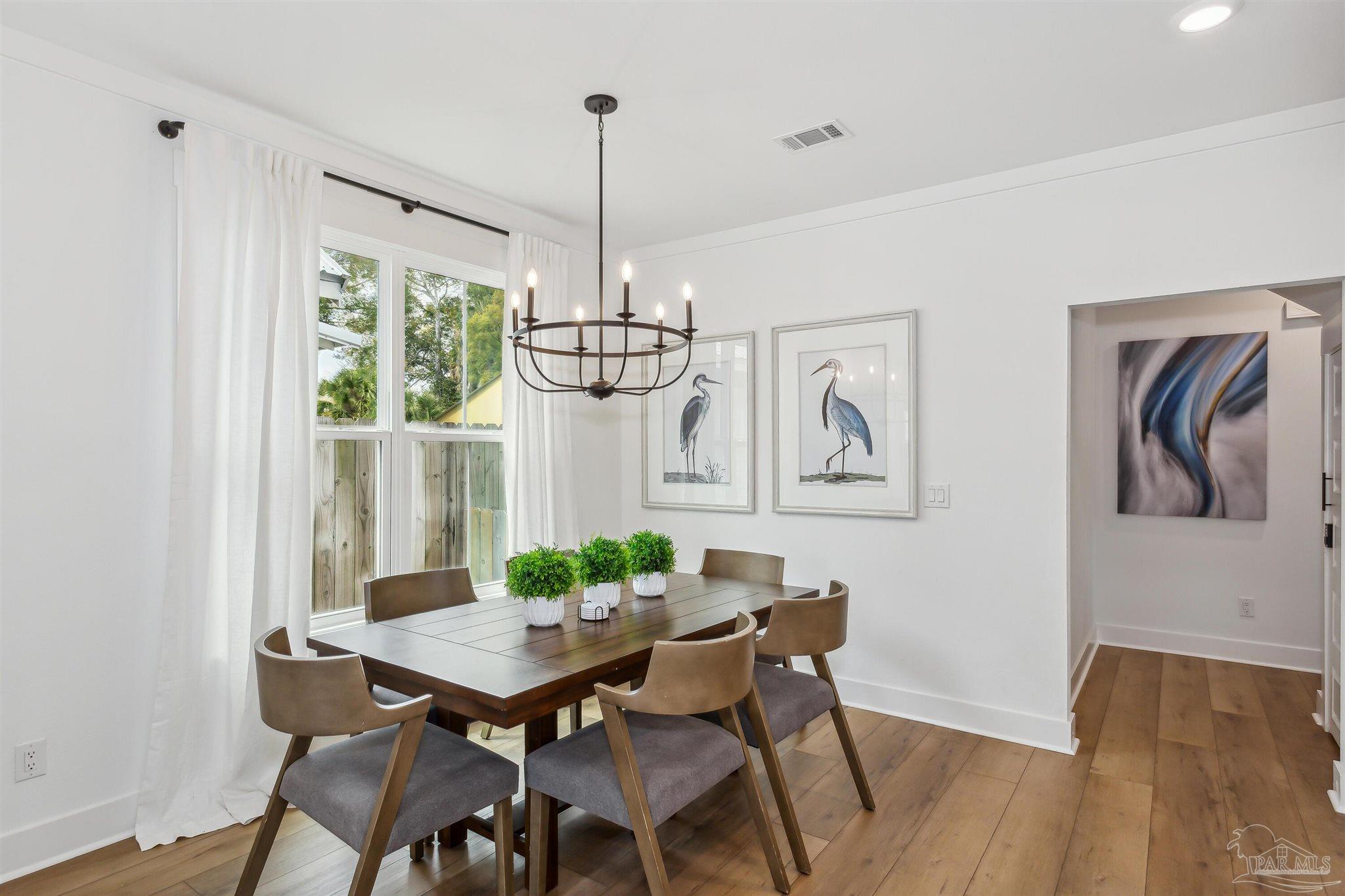 Pensacola, Florida 32501, United States, 4 Bedrooms Bedrooms, ,3 BathroomsBathrooms,Residential,Active,171170