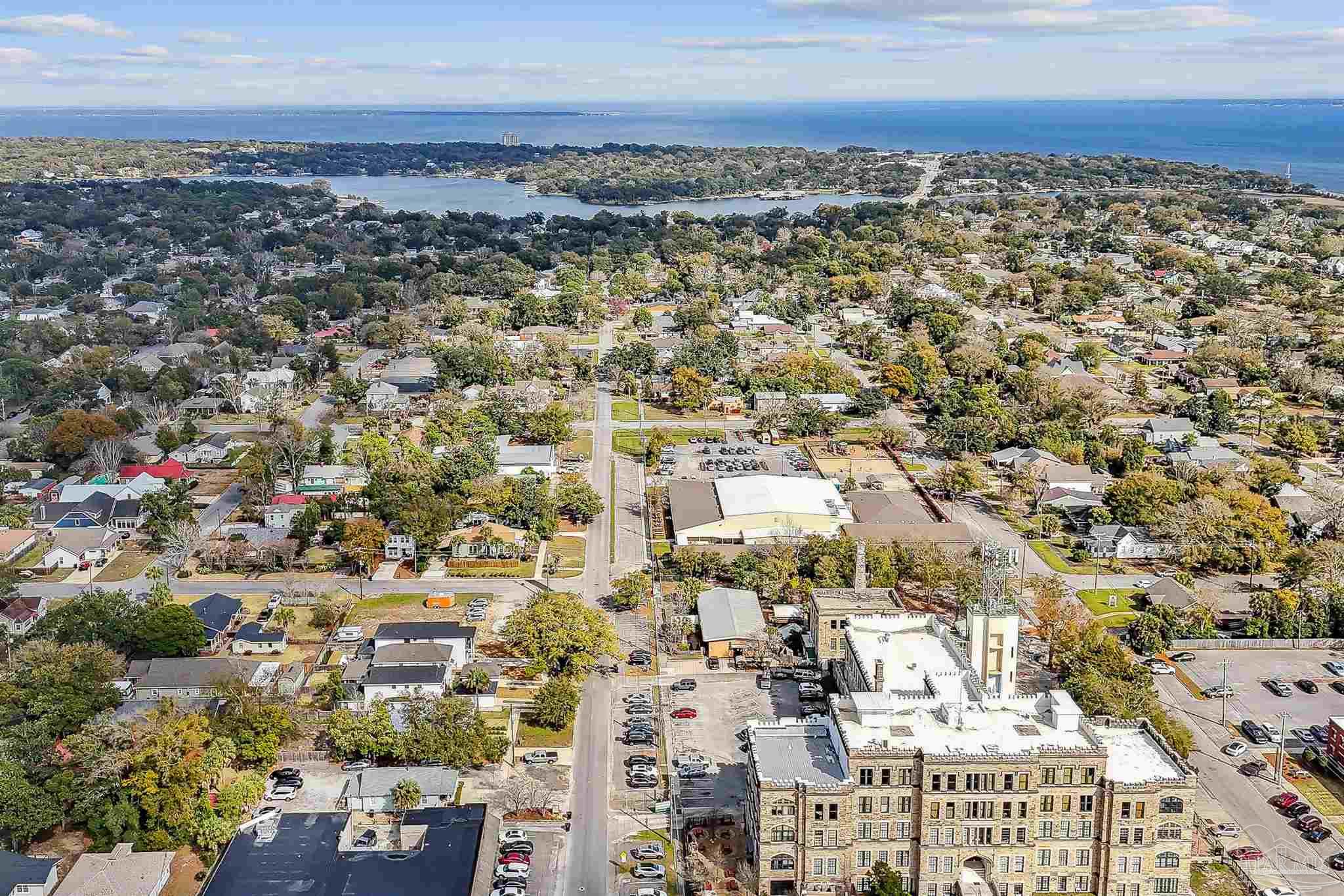 Pensacola, Florida 32501, United States, 4 Bedrooms Bedrooms, ,3 BathroomsBathrooms,Residential,Active,171170