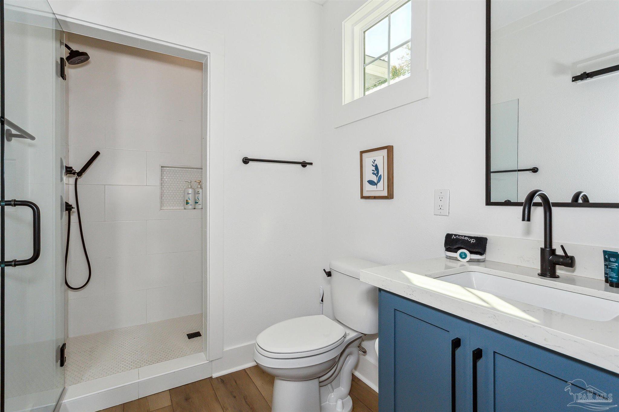 Pensacola, Florida 32501, United States, 4 Bedrooms Bedrooms, ,3 BathroomsBathrooms,Residential,Active,171170