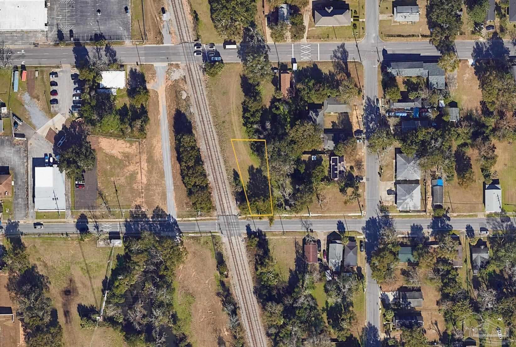 100 E Jordan St 18