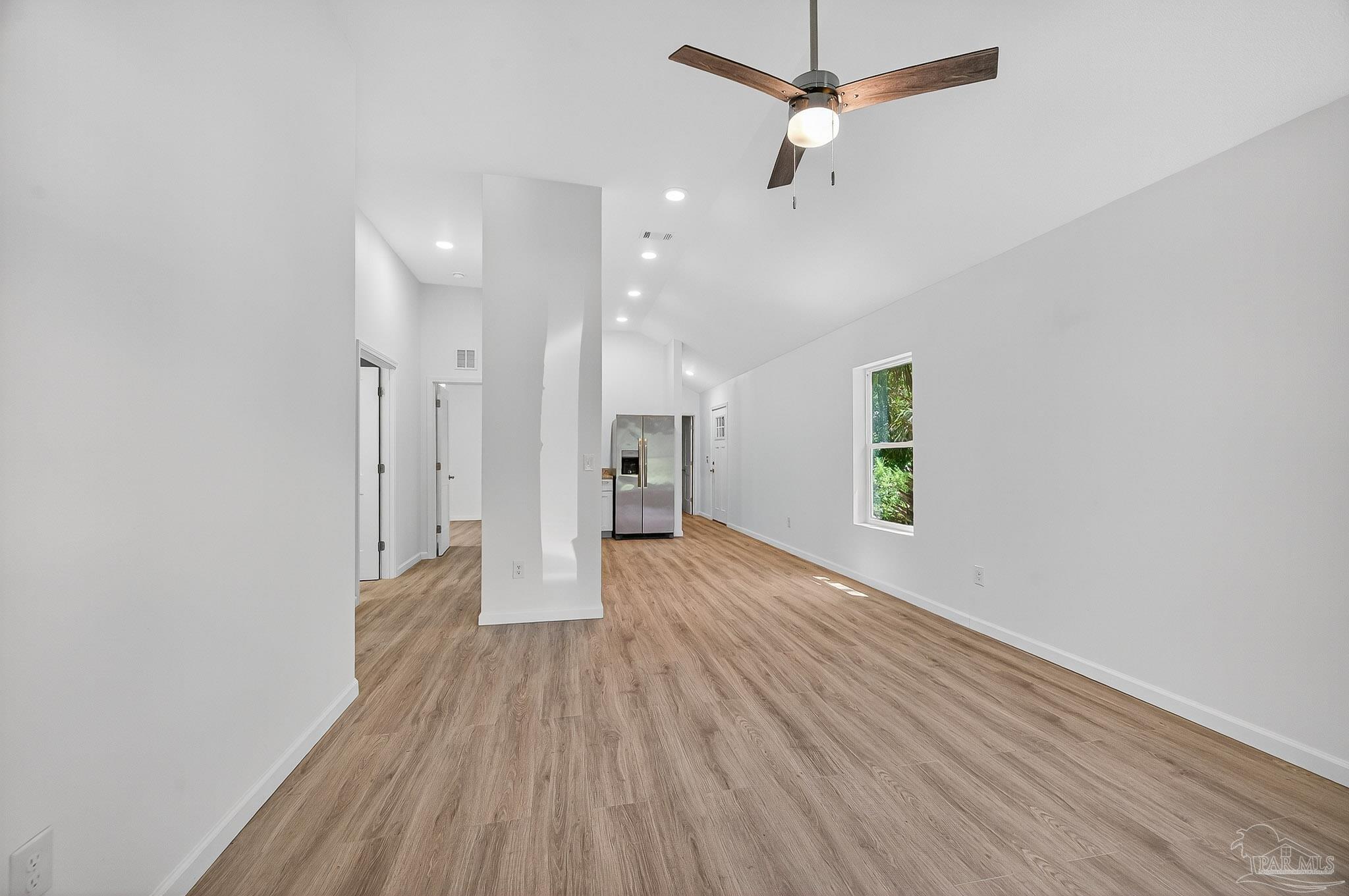 110 E Jordan St