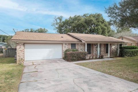 6940 Falcon Dr Pensacola FL 32526