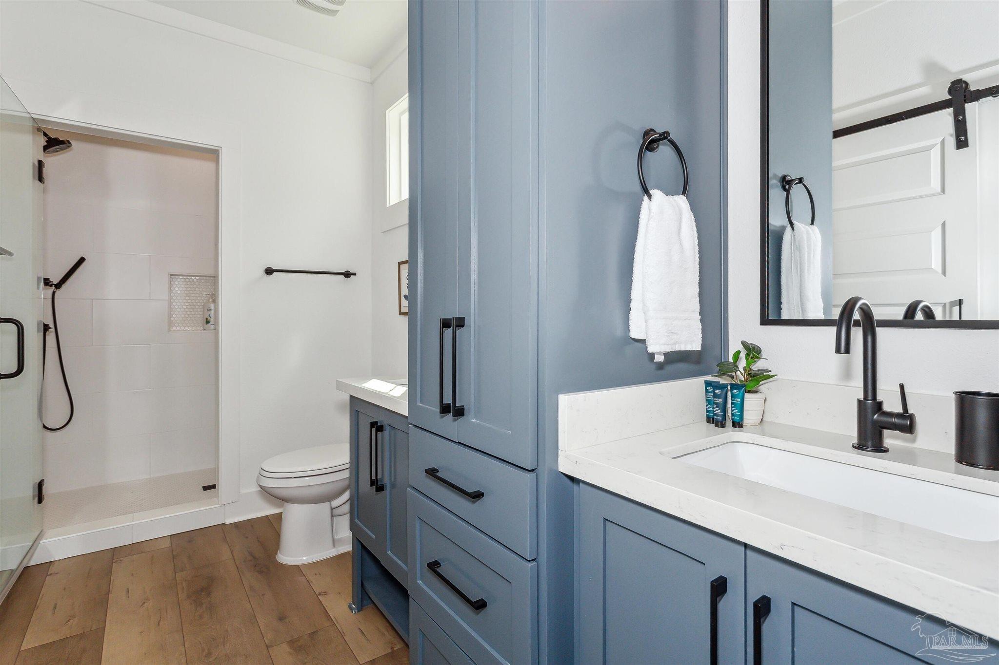 Pensacola, Florida 32501, United States, 4 Bedrooms Bedrooms, ,3 BathroomsBathrooms,Residential,Active,171174