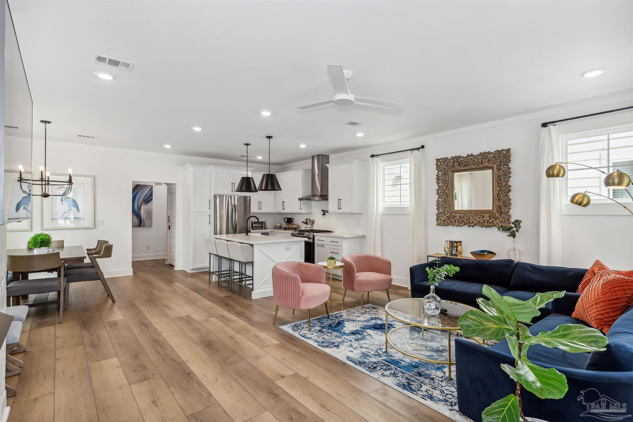 Pensacola, Florida 32501, United States, 4 Bedrooms Bedrooms, ,3 BathroomsBathrooms,Residential,Active,171174