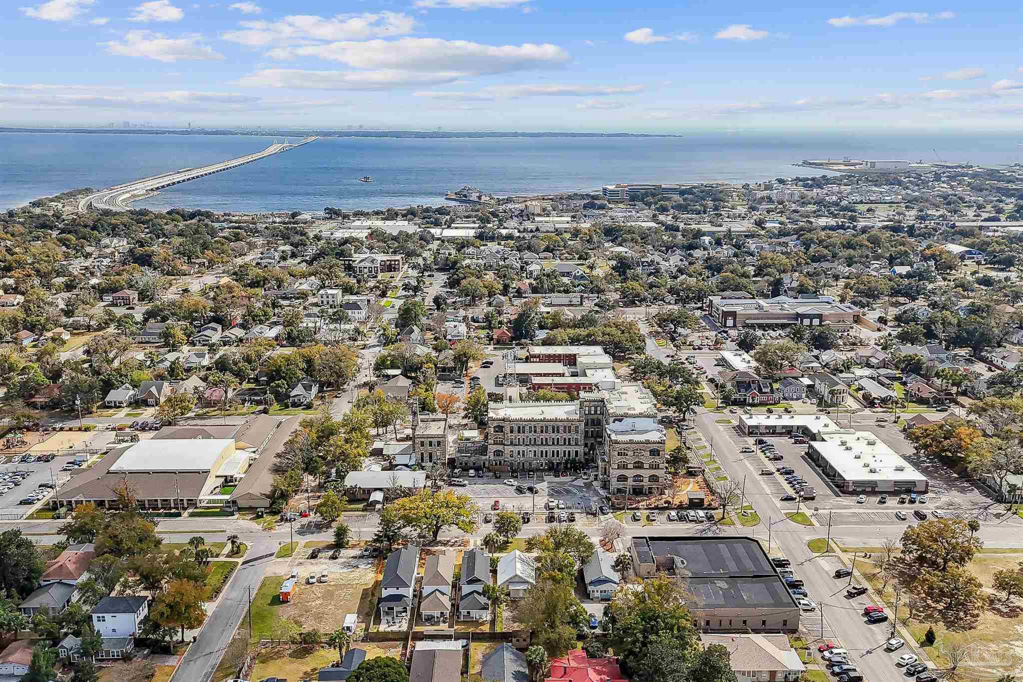 Pensacola, Florida 32501, United States, 4 Bedrooms Bedrooms, ,3 BathroomsBathrooms,Residential,Active,171174