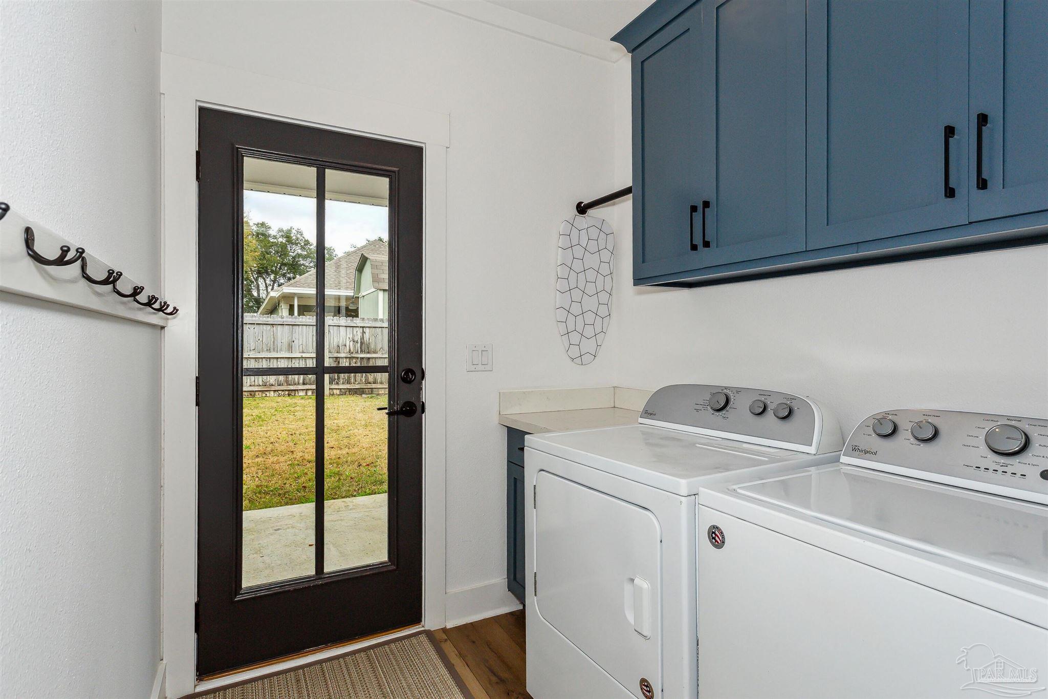 Pensacola, Florida 32501, United States, 4 Bedrooms Bedrooms, ,3 BathroomsBathrooms,Residential,Active,171174