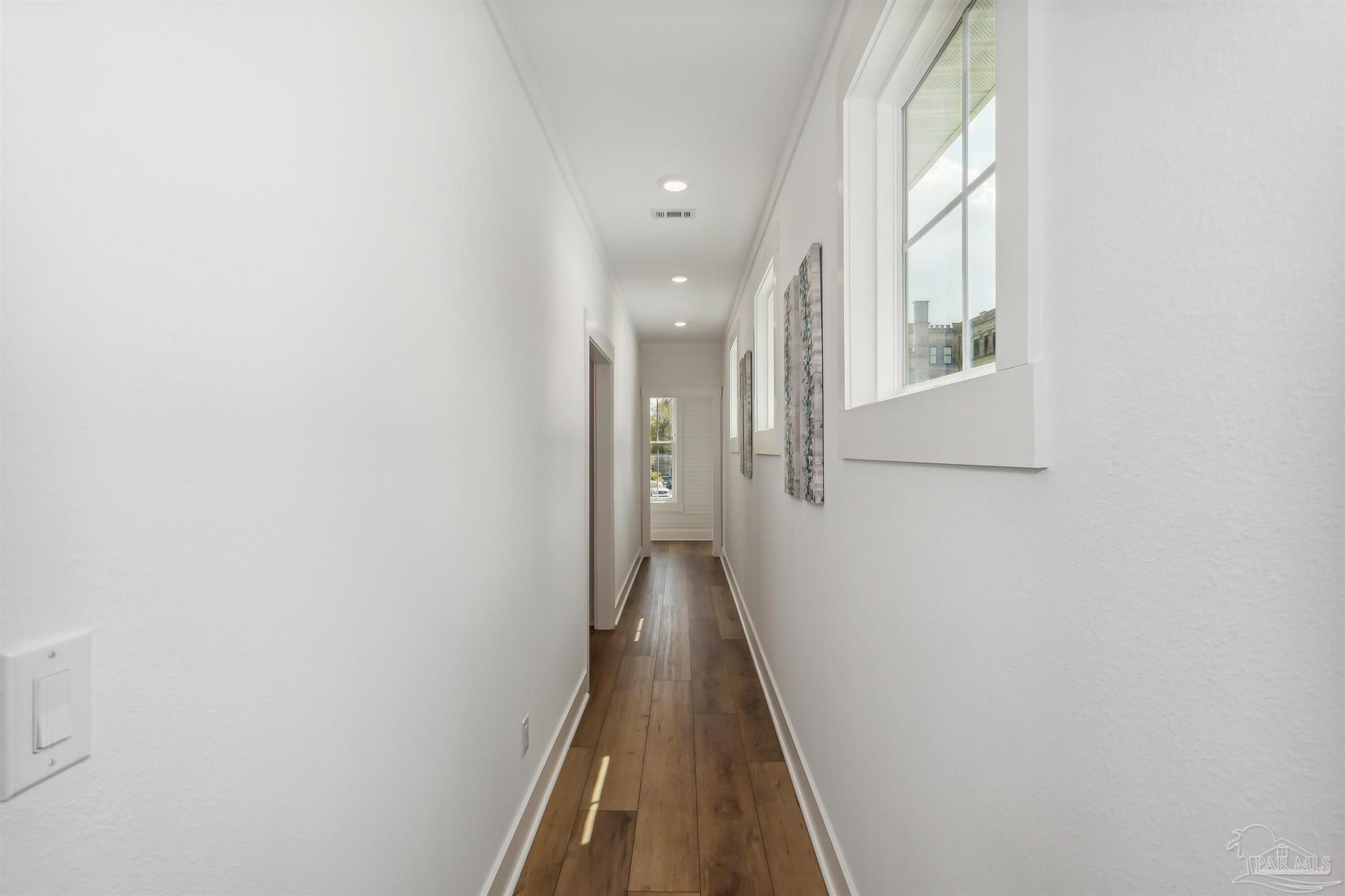 Pensacola, Florida 32501, United States, 4 Bedrooms Bedrooms, ,3 BathroomsBathrooms,Residential,Active,171174