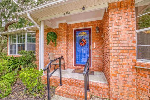 A home in Gulf Breeze