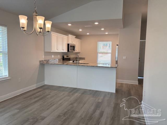 455 Kingsbridge Dr 13B