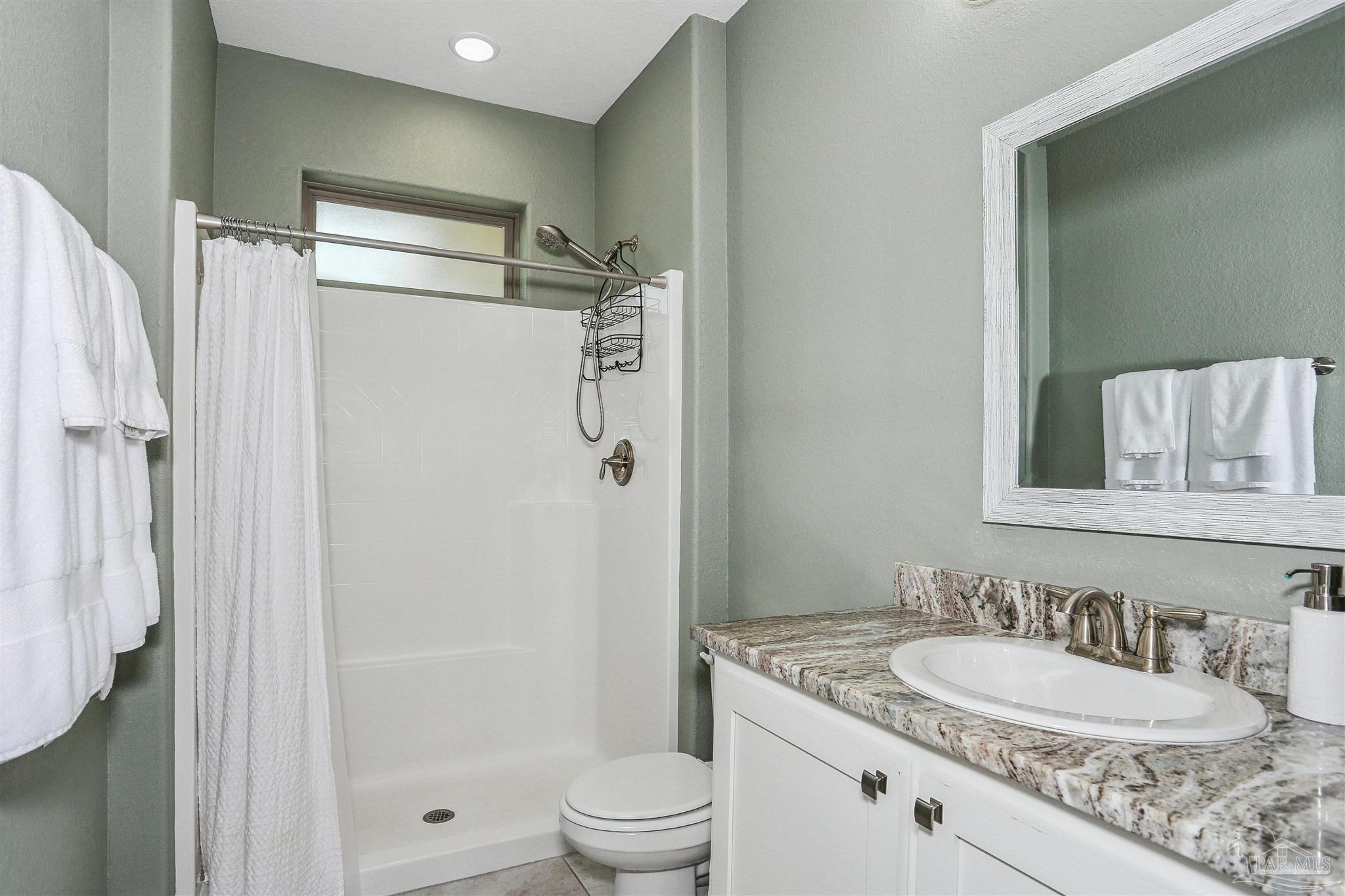 Pace, Florida 32571, United States, 3 Bedrooms Bedrooms, ,3 BathroomsBathrooms,Residential,Contingent,190336