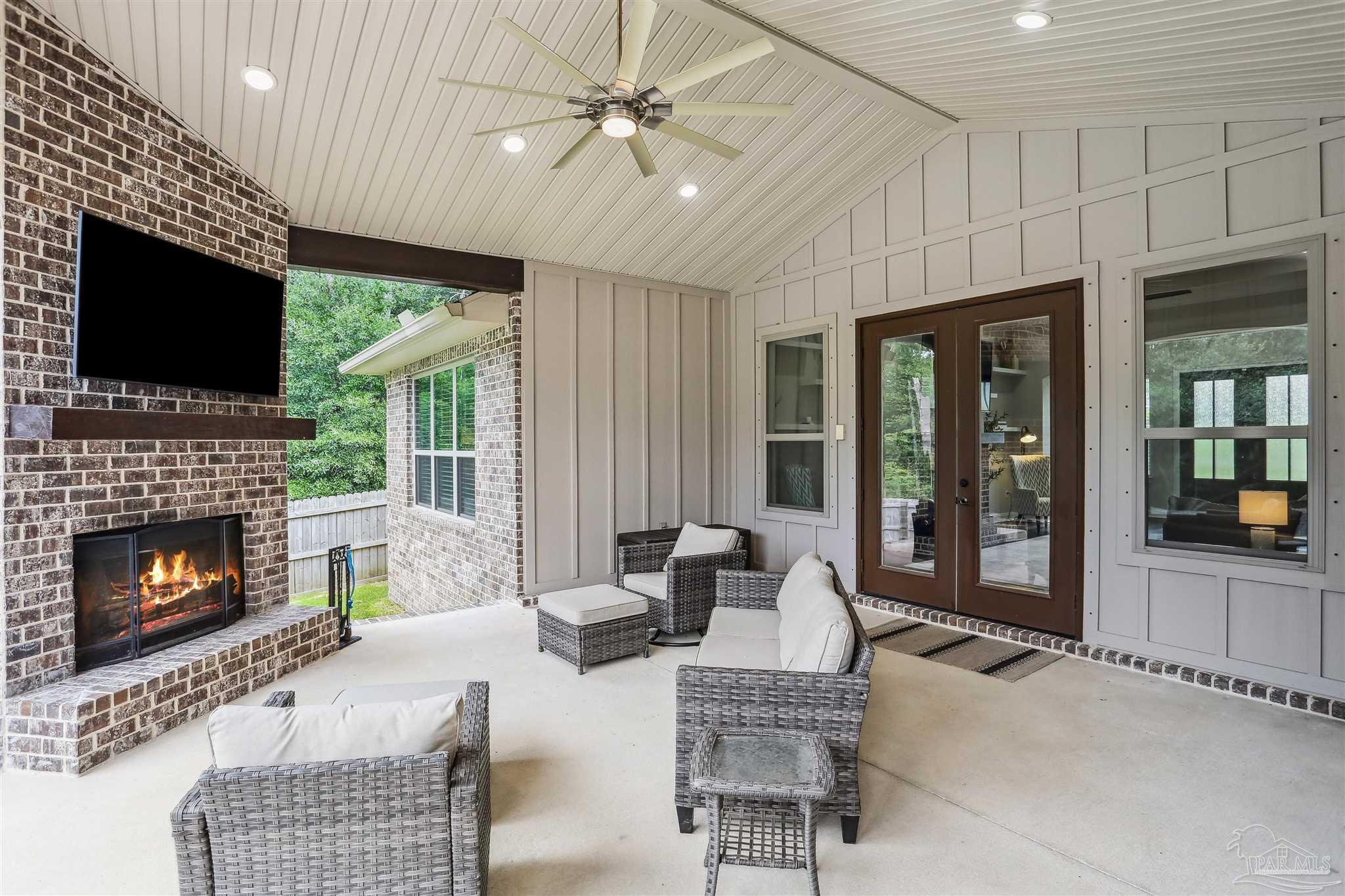 Pace, Florida 32571, United States, 3 Bedrooms Bedrooms, ,3 BathroomsBathrooms,Residential,Contingent,190336