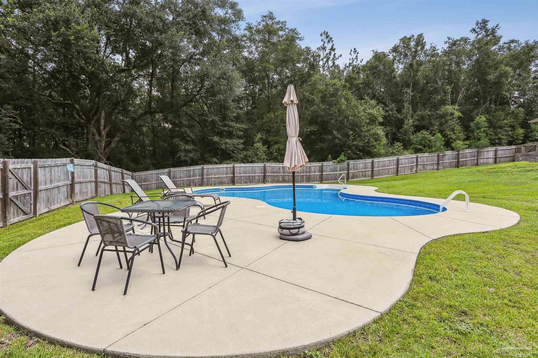 Pace, Florida 32571, United States, 3 Bedrooms Bedrooms, ,3 BathroomsBathrooms,Residential,Contingent,190336